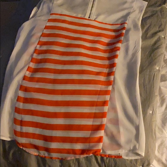 Top - Picture 2 of 2